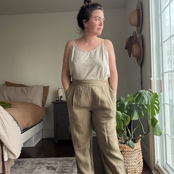 LinenTales Gladious Trouser in Khaki - Picture 2 of 3